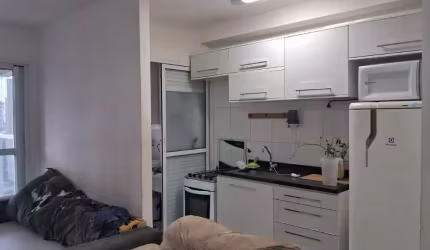 Apartamento a venda no bairro do Cambuci com 50 metros 2 dormitórios