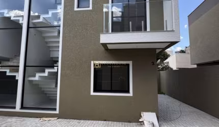 Casa com 3 quartos à venda na Rua Luiz Gallieri, Uberaba, Curitiba, 104 m2 por R$ 789.000