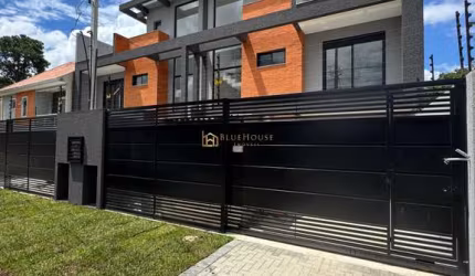 Casa com 3 quartos à venda na Rua Oliveira Viana, Hauer, Curitiba, 149 m2 por R$ 929.000