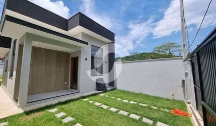 Casa com 3 Quartos e 2 banheiros à Venda, 120 m² por R$ 700.000