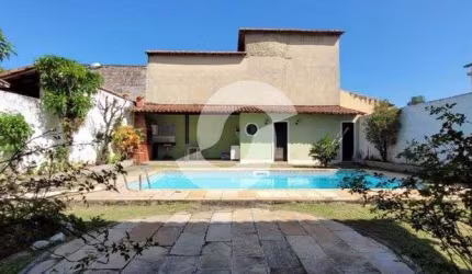 Casa para venda possui 360 metros quadrados com 3 quartos em Itaipu - Niterói - RJ