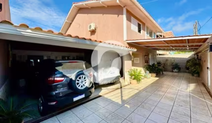 Casa de 400 m² na Seis - Itaipu - Niterói - RJ, à venda por R$ 1.750.000