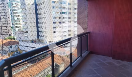 Apartamento de 130 m² na Presidente Backer - Icaraí - Niterói - RJ, à venda por R$ 630.000