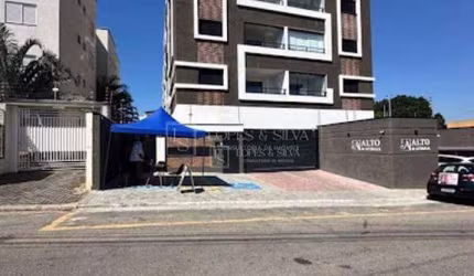 Apartamento com 2 Dormitórios, sendo 1 Suíte à venda no Bairro Alvinópolis, Atibaia, SP.