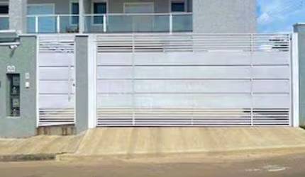 Sobrado com 4 dormitórios à venda, 133 m² por R$ 880.000,00 - Jardim Jaraguá - Atibaia/SP