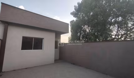 Casa 2 Dormitorios, sendo 1 Suíte à Venda no Jd. Santo Antonio, Atibaia, SP