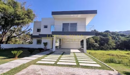 Casa com 5 dormitórios,  Disponível para VENDA E LOCAÇÃO no  Condomínio Porto Atibaia, Atibaia, SP