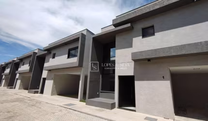 Casa em Condomínio com 3 Suítes, para Locação ou Venda no Bairro Morumbi, Atibaia, SP