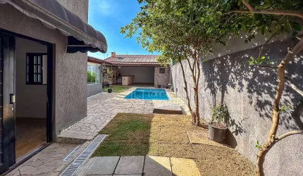 Casa com 3 dormitórios à venda, 239 m² por R$ 1.200.000,00 - Jardim Santa Bárbara - Atibaia/SP