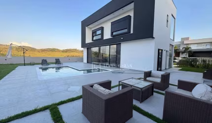 Casa com 4 dormitórios à venda, 390 m² por R$ 3.400.000,00 - Condomínio Figueira Garden - Atibaia/SP