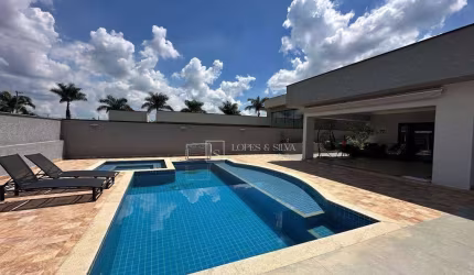 Casa à VENDA Térrea com 4 Suítes, localizada no Condomínio Shambala II, Atibaia, SP