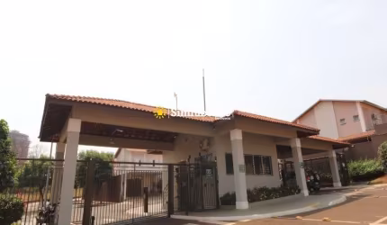Sobrado a venda no Condomínio Recantos do Sul. Bairro Vila do Golf.