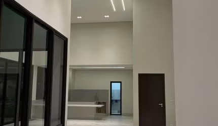 Casa térrea condomínio  3 Suítes