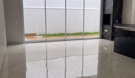 Casa a venda condomínio fechado 3 Suites