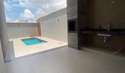 Vendo Casa no Bairro Jardim Patricia 3 quartos sendo 1 suite