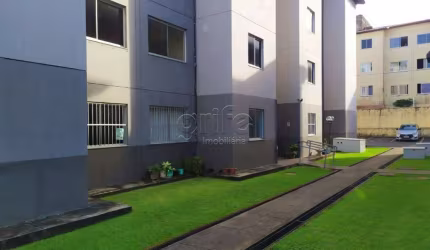 Apartamento com 2 quartos à venda na Via Paisagistica, 6, Itaperi, Fortaleza por R$ 140.000