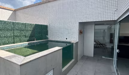 Cobertua no Bairro Ocian! Com 4 Dormitórios 2 Suítes! Piscina e muito mais!