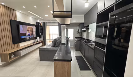 Apartamento 2 Dormitórios 2 Suítes! Sacada com churrasqueira frente Mar !