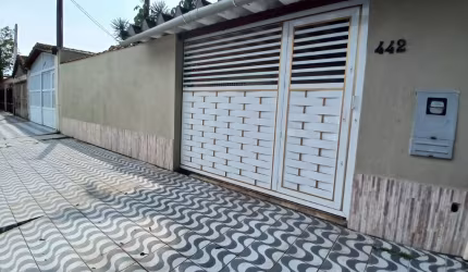 Casa Isolada a Venda em Praia Grande!Oportunidade