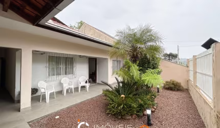 Casa com 4 dormitórios à venda, 198 m² por R$ 799.000,00 - Velha Central - Blumenau/SC