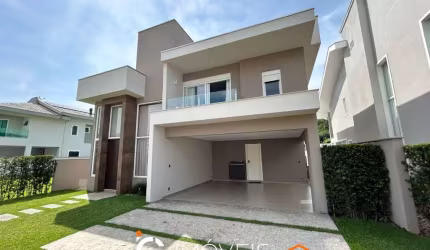 Casa com 4 dormitórios sendo 3 suítes à venda, 280 m² por R$ 1.780.000 - Itoupava Central - Blumenau/SC