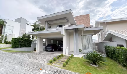 Casa com 3 dormitórios à venda, 293 m² por R$ 2.600.000,00 - Itoupava Central - Blumenau/SC