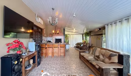 Casa com 3 dormitórios à venda, 235 m² por R$ 680.000,00 - Garcia - Blumenau/SC