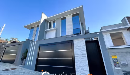 Sobrado com 3 dormitórios à venda, 299 m² por R$ 2.800.000,00 - Vila Nova - Blumenau/SC