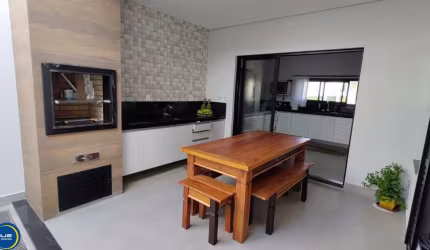 Casa em condomínio 3 suítes