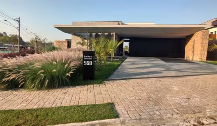 Casa em Condomínio de Luxo no Jardim Indaiatuba Golf: 4 Quartos, 4 Suítes, 3 Salas e 373,65 m² de Área!