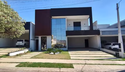 Lindo Sobrado no Alto de Itaici