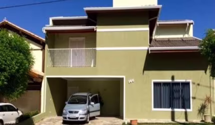 Ótimo sobrado no condomínio Portal dos Ipês