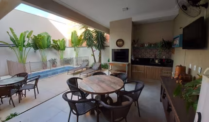 SOBRADO COM 3 SUÍTES -  CONDOMÍNIO JARDIM RESIDENCIAL VIENA EM INDAIATUBA SP.