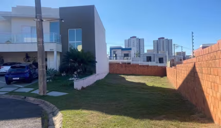 Ótimo terreno com excelente topografia no condomínio Jardim Maringá em Indaiatuba.