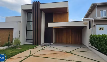 Casa de luxo em condomínio na cidade de Indaiatuba-SP, Residencial Evidências: 3 quartos, 3 suítes, 2 salas, 5 banheiros, 4 vagas, 195m².