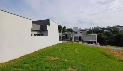 Lindo terreno no condomínio Residencial Milano na cidade de Indaiatuba.
