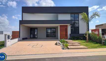 Casa de alto padrão em condomínio no Jardim Residencial Dona Maria Candida, Indaiatuba-SP: 3 suítes, 2 salas, 5 banheiros, 4 vagas, 187m².