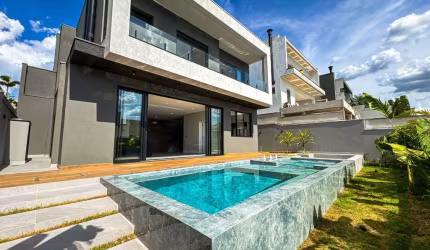 Casa Assobradada à Venda no Jardim Vila Paradiso ? Indaiatuba/SP | 3 Suítes, Piscina e Acabamento de Alto Padrão
