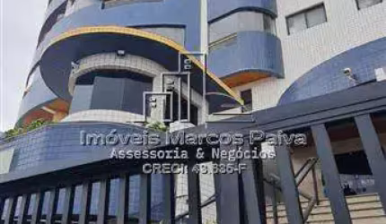 Apartamento frente o mar