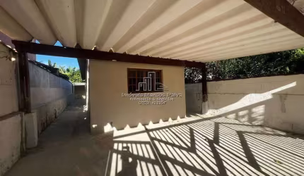Casa isolada, a 900m da praia, Praia Grande.