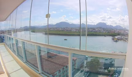 Apartamento com 2 Quarto à Venda em Centro de Guarapari/ES