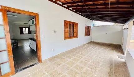 Casa 3 quartos no Ipiranga - Guarapari-ES