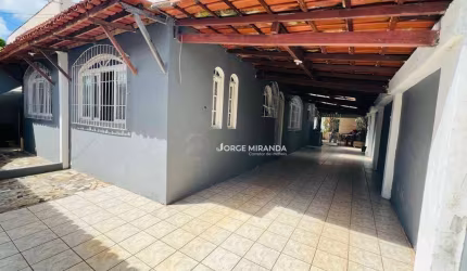 Casa com 3 dormitórios à venda, 170 m² por R$ 750.000,00 - Itapebussu - Guarapari/ES