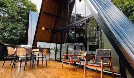 Chalé com 2 dormitórios à venda por R$ 1.000.000 - Buenos Aires - Guarapari/ES