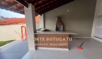 Casa com 500m² de Terreno