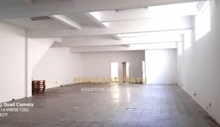 Excelente Ponto Comercial - Rua Amando de Barros