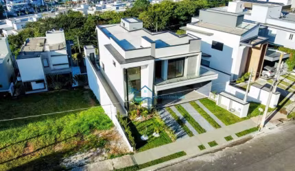 Casa com 3 dormitórios à venda, 100 m² por R$ 2.450.000,00 - Fazenda Rodeio - Mogi das Cruzes/SP