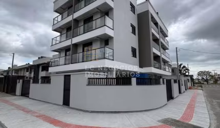Apartamento à venda no bairro Nova Palhoça em Palhoça/SC