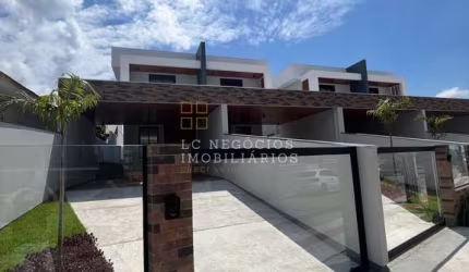 Sobrado de Alto Padrão à venda no bairro Pagani em Palhoça/SC