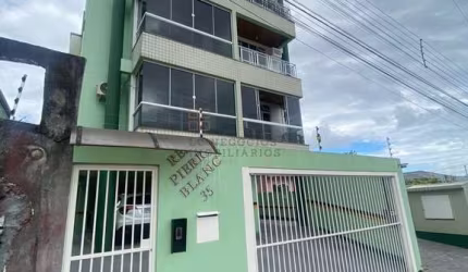 Apartamento à venda no bairro Flor de Nápolis em São José/SC